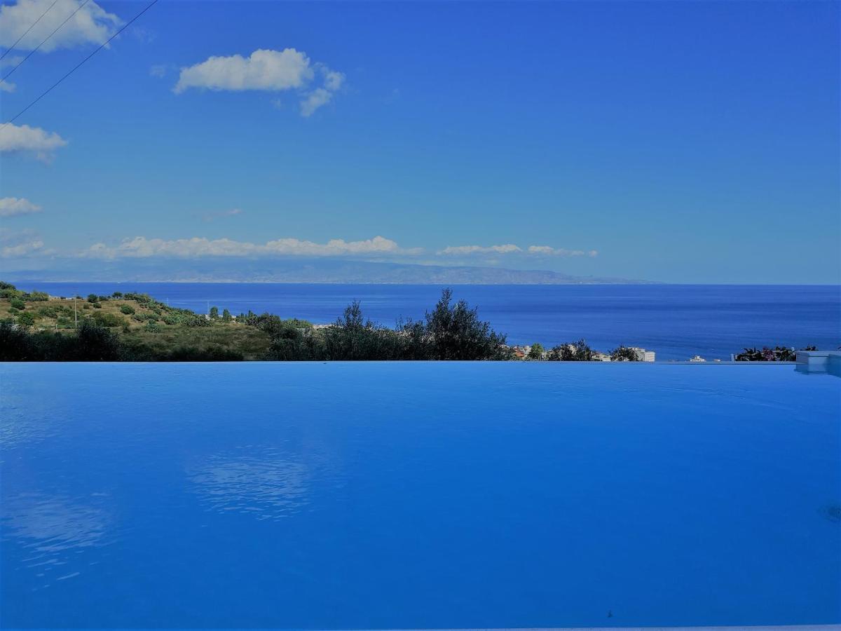 Villa Infinity ∞ ซานตาเทเรซา ดี รีวา ภายนอก รูปภาพ