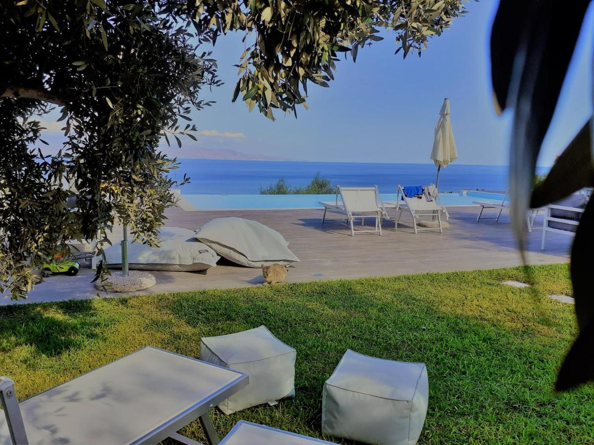Villa Infinity ∞ ซานตาเทเรซา ดี รีวา ภายนอก รูปภาพ